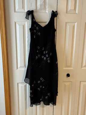 Evan-Picone Black Floral Dress Draped Neckline Tie Shoulders Size 12